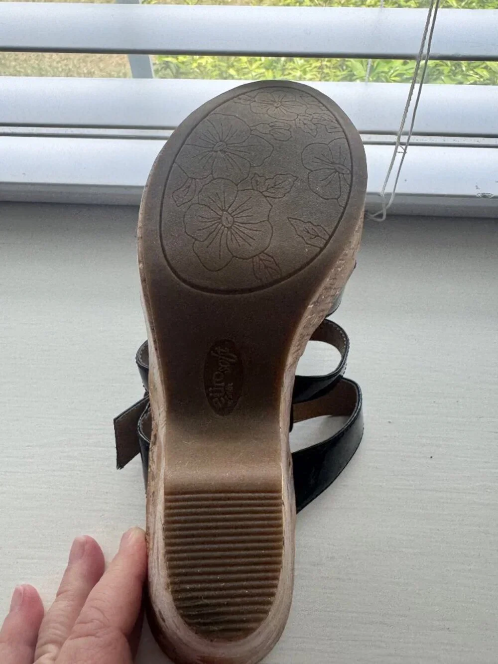 Euro Soft by Sofft Black Patent Felice Wedge Sandal Size 9 M P5